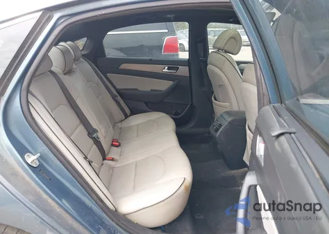 2015 Hyundai Sonata Sport 2.0T z USA, uszkodzony, nr VIN 5NPE34ABXFH059623